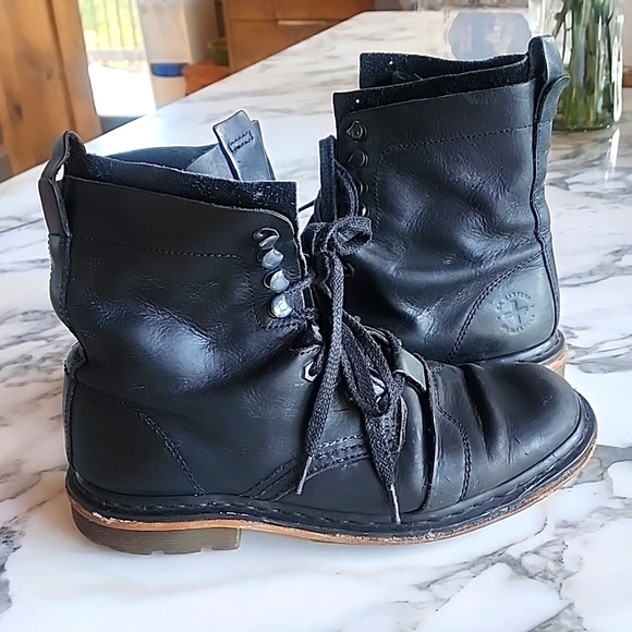 Dr. Martens Other - Dr. Martens Pier Boots Size 10/42